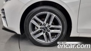 Kia K3 2020 года из Южной Кореи