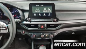 Kia K3 2020 года из Южной Кореи