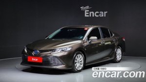 Toyota Camry 2.5 LE HYBRID 2020 года из Южной Кореи