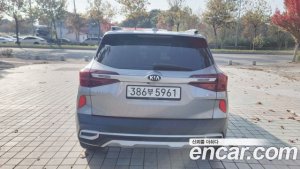 Kia Seltos Бензин 1.6 Turbo 2WD 2020 года из Южной Кореи