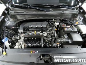 Hyundai Venue 1.6 Modern 2021 года из Южной Кореи