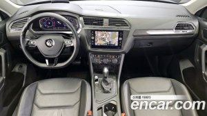 Volkswagen Tiguan 2.0 TDI Prestige 2020 года из Южной Кореи