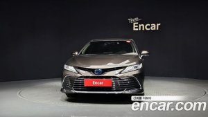 Toyota Camry 2.5 XLE HYBRID 2022 года из Южной Кореи