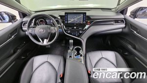 Toyota Camry 2.5 XLE HYBRID 2022 года из Южной Кореи
