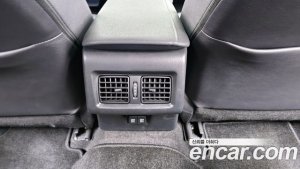 Toyota Camry 2.5 XLE HYBRID 2022 года из Южной Кореи