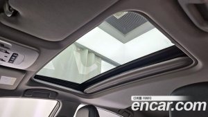 Toyota Camry 2.5 XLE HYBRID 2022 года из Южной Кореи