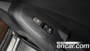 Kia Seltos Бензин 1.6 Turbo 2WD 2022 года из Южной Кореи
