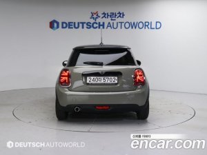 Mini Cooper DEFAULT 2020 года из Южной Кореи