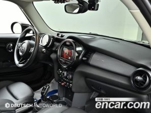 Mini Cooper DEFAULT 2020 года из Южной Кореи