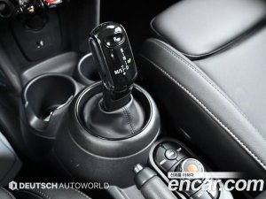 Mini Cooper DEFAULT 2020 года из Южной Кореи