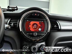 Mini Cooper DEFAULT 2020 года из Южной Кореи