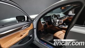 BMW 7-Series 745Le i퍼포먼스 Design Pure Excellence 2021 года из Южной Кореи