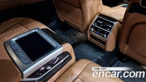 BMW 7-Series 745Le i퍼포먼스 Design Pure Excellence 2021 года из Южной Кореи