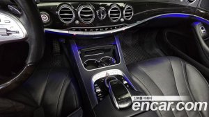 Mercedes-Benz S-Class S350 d 4MATIC AMG Line 2020 года из Южной Кореи