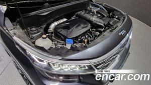 Kia Seltos Бензин 1.6 Turbo 2WD 2022 года из Южной Кореи