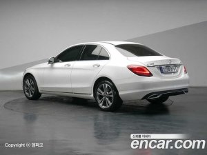 Mercedes-Benz C-Class C220 d 4MATIC 2020 года из Южной Кореи