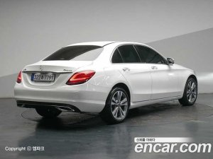 Mercedes-Benz C-Class C220 d 4MATIC 2020 года из Южной Кореи