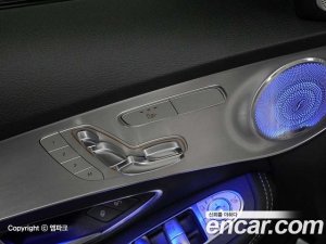 Mercedes-Benz C-Class C220 d 4MATIC 2020 года из Южной Кореи
