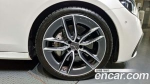Mercedes-Benz E-Class E53 AMG 4MATIC+ 2021 года из Южной Кореи