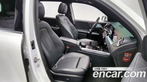 Mercedes-Benz GLB-Class GLB220 2021 года из Южной Кореи