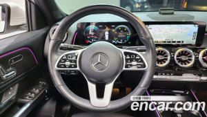 Mercedes-Benz GLB-Class GLB220 2021 года из Южной Кореи