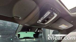 Mercedes-Benz GLB-Class GLB220 2021 года из Южной Кореи