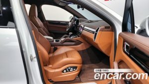 Porsche Cayenne 3.0 Coupe 2021 года из Южной Кореи