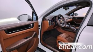 Porsche Cayenne 3.0 Coupe 2021 года из Южной Кореи