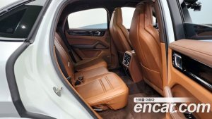 Porsche Cayenne 3.0 Coupe 2021 года из Южной Кореи