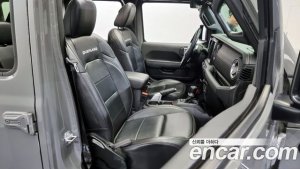 Jeep Wrangler 2.0 Overland Unlimited Top 4Door 2021 года из Южной Кореи