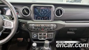 Jeep Wrangler 2.0 Overland Unlimited Top 4Door 2021 года из Южной Кореи