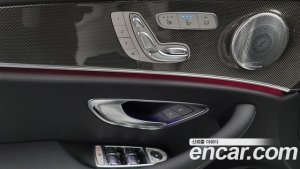 Mercedes-Benz E-Class E300 4MATIC AMG Line 2020 года из Южной Кореи