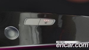 Mercedes-Benz E-Class E300 4MATIC AMG Line 2020 года из Южной Кореи