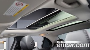 Mercedes-Benz E-Class E300 4MATIC AMG Line 2020 года из Южной Кореи