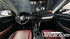 Kia Seltos Дизель 1.6 2WD 2020 года из Южной Кореи