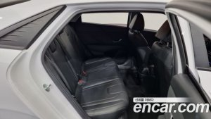 Hyundai AVANTE 1.6 2021 года из Южной Кореи