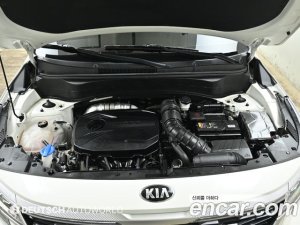 Kia Seltos Бензин 1.6 Turbo 2WD 2021 года из Южной Кореи