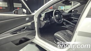 Hyundai AVANTE 1.6 2021 года из Южной Кореи