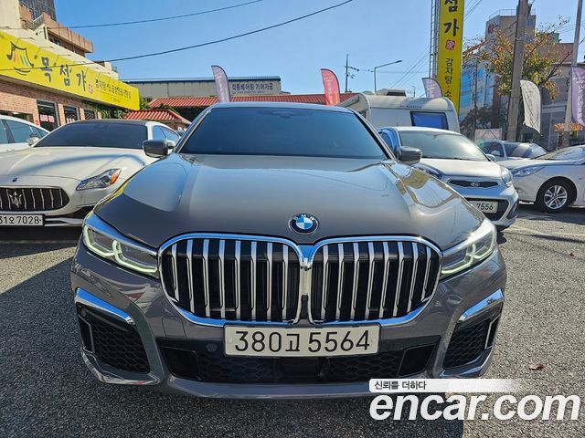 BMW 7-Series 740Li xDrive M Sport 2021 года из Кореи