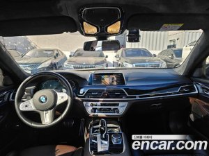 BMW 7-Series 740Li xDrive M Sport 2021 года из Южной Кореи