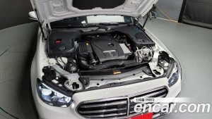 Mercedes-Benz E-Class E250 Exclusive 2021 года из Южной Кореи