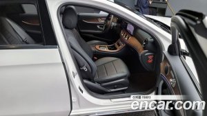 Mercedes-Benz E-Class E250 Exclusive 2021 года из Южной Кореи