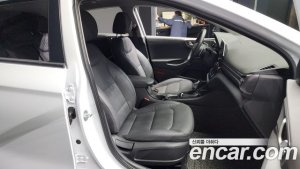 Hyundai Ioniq 1.6 HEV 2020 года из Южной Кореи