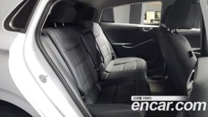 Hyundai Ioniq 1.6 HEV 2020 года из Южной Кореи