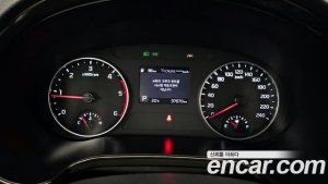 Kia Seltos Дизель 1.6 2WD 2021 года из Южной Кореи