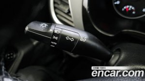 Kia Seltos Дизель 1.6 2WD 2021 года из Южной Кореи