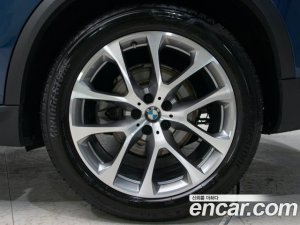 BMW X5 xDrive 30d xLine 2020 года из Южной Кореи