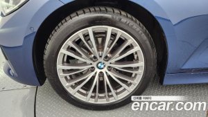 BMW 3-Series 320i Luxury 2021 года из Южной Кореи
