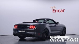 Ford Mustang GT Cabriolet 2021 года из Южной Кореи