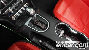 Ford Mustang GT Cabriolet 2021 года из Южной Кореи